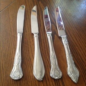Vintage REED & BARTON Solid-Handle Dinner Knives
